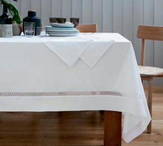 Protège Table Bulgomme - Nappe Rectangle 140 X 190 cm - Blanc